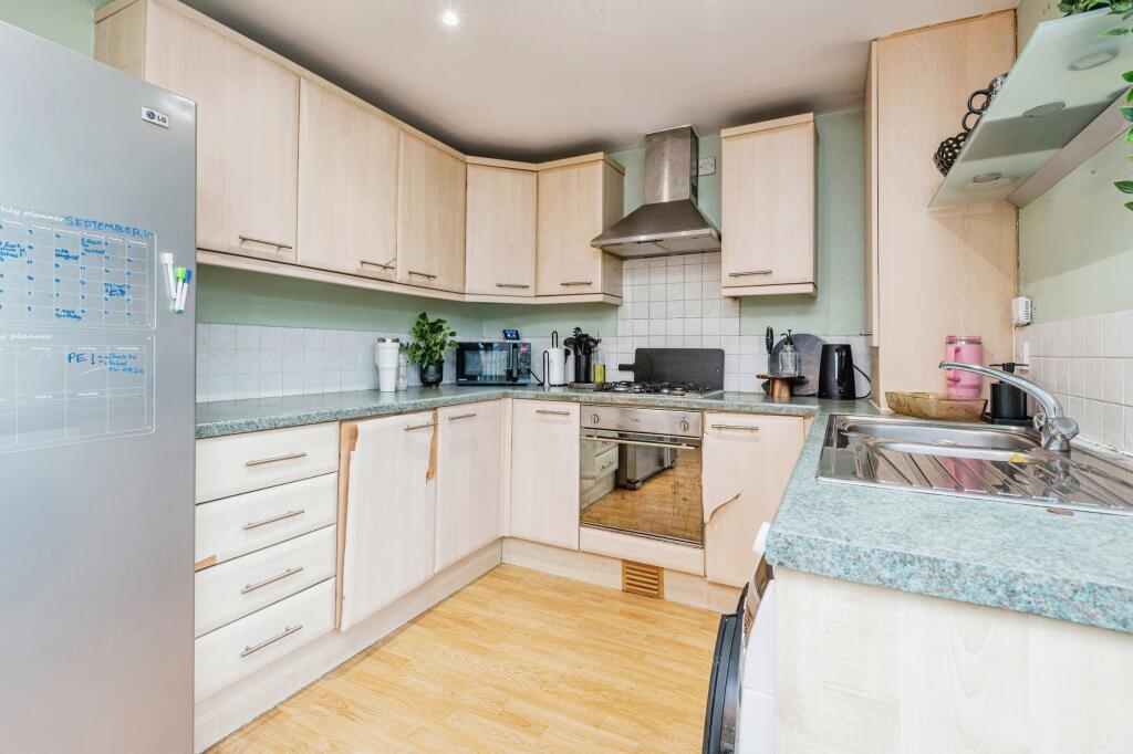 Additional image 6 of Gilynda Close, Bradford, BD8