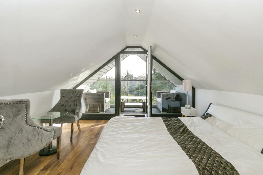 Additional image 12 of Evering Avenue, Poole, BH12