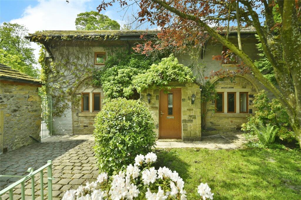 Primary image of Greenfield Road, COLNE, Lancashire, BB8