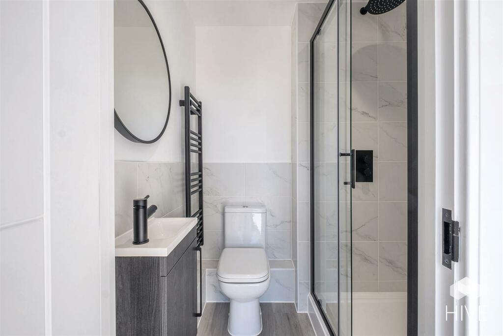 Additional image 11 of The Sloop, Commercial Road, Poole