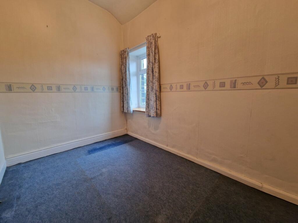 Additional image 6 of Doctor Lane, Bradford, BD10