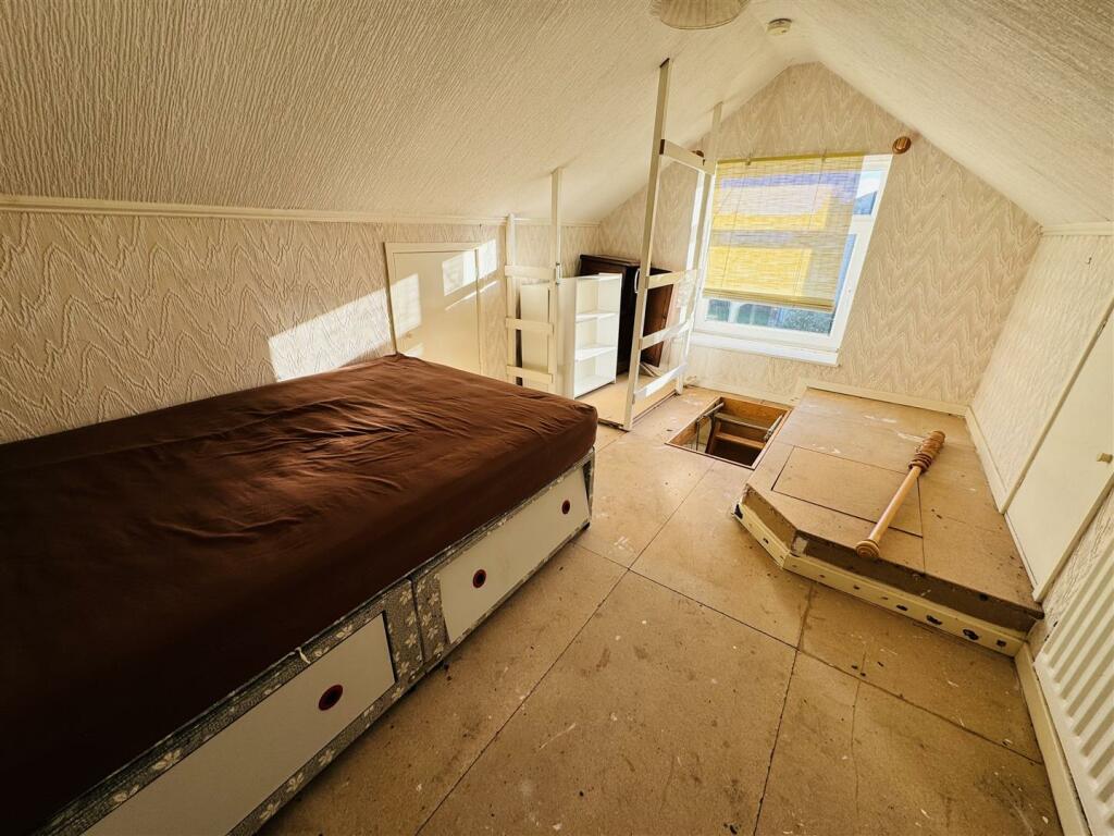 Additional image 9 of Mandale Road, Bradford, BD6