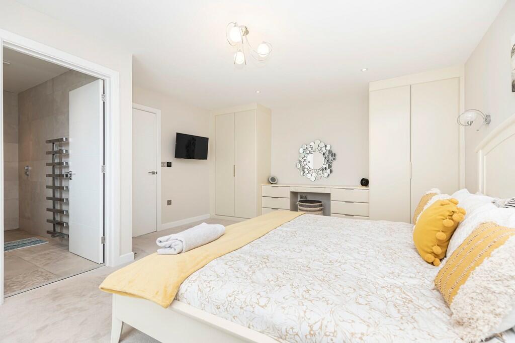 Additional image 16 of Sherwood Avenue, Whitecliff