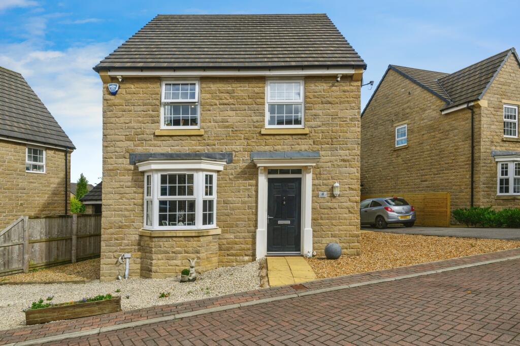 Primary image of Castle Stead Crescent, Bradford, BD13