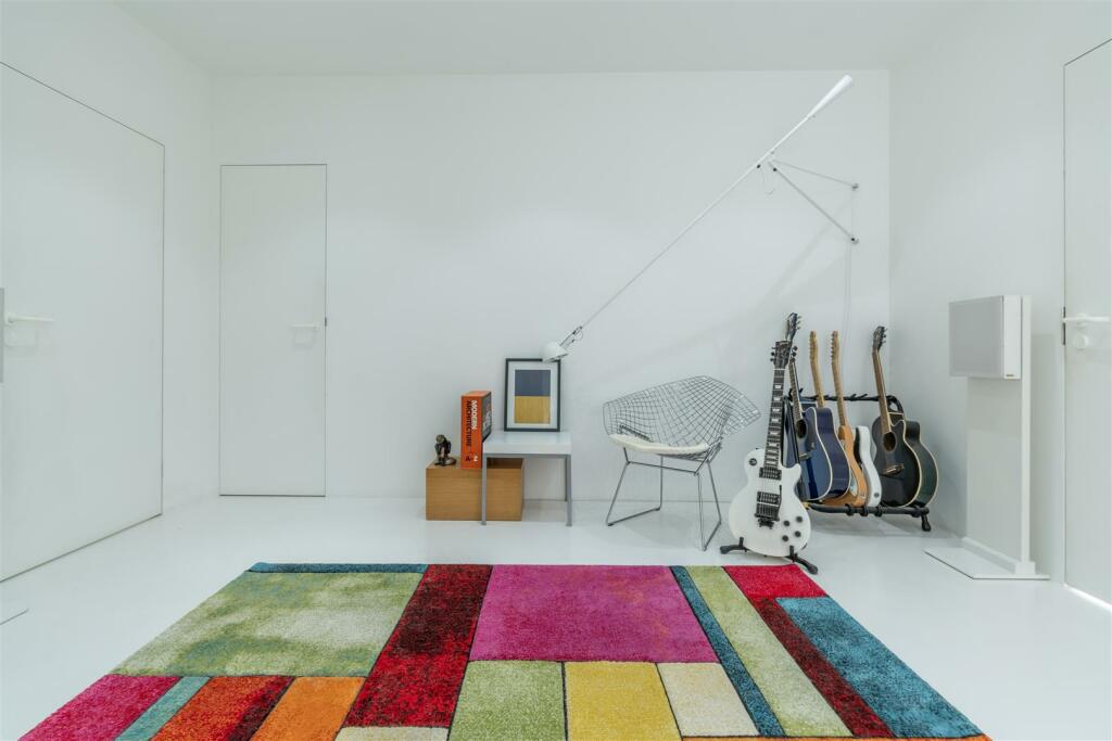 Additional image 14 of Whitecliff Road, Whitecliff