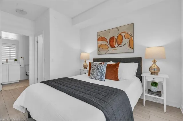 Additional image 22 of 55 Duke St Unit 901