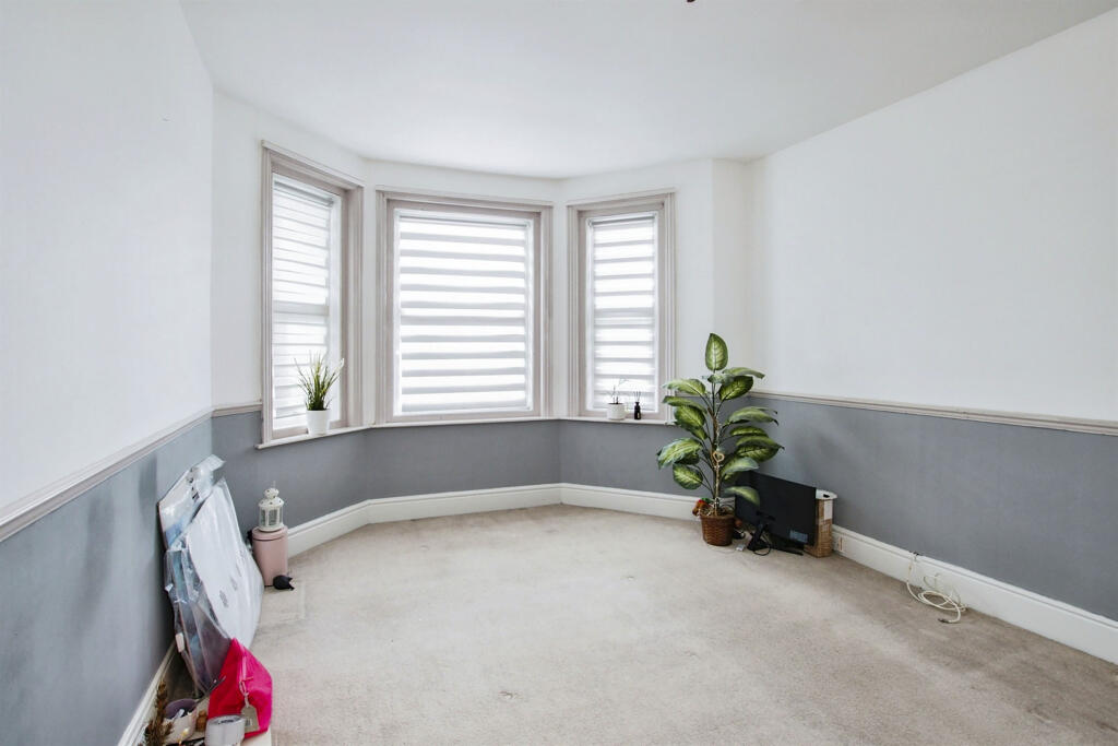 Additional image 19 of Grants Avenue, Bournemouth