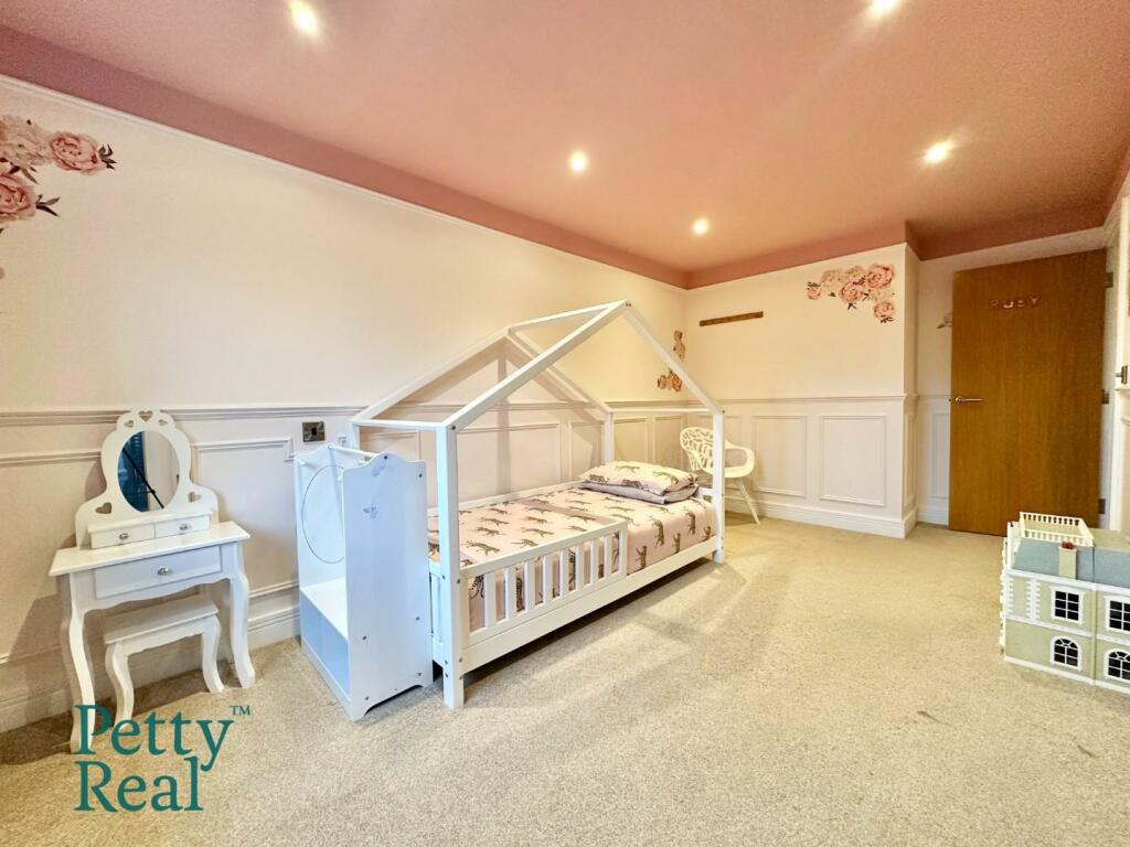 Additional image 26 of Grenfell Gardens, Colne