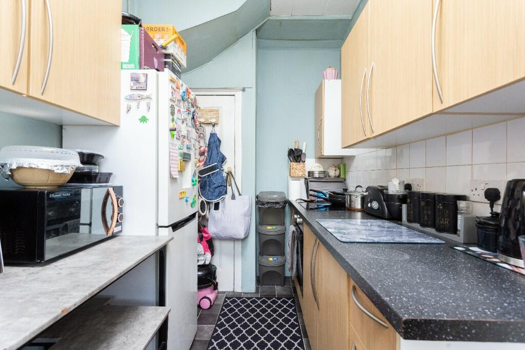 Additional image 7 of Moorland View, Bradford,  BD12