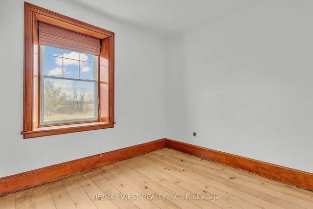 Additional image 25 of 1802 Regional Rd 97 Rd