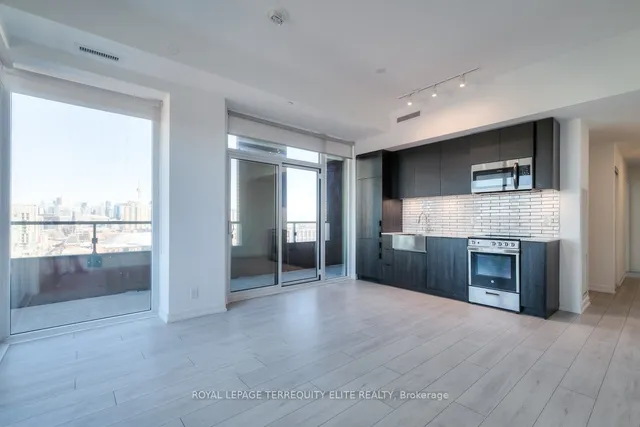 Additional image 8 of 270 Dufferin St Unit 923