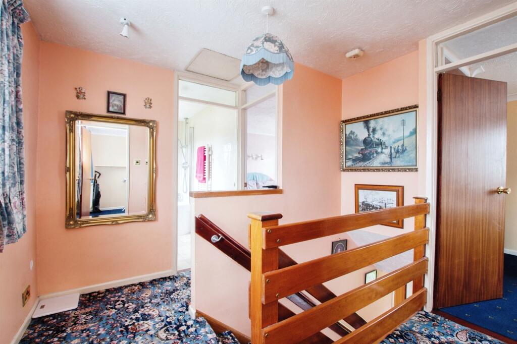 Additional image 17 of Plantagenet Crescent, Bournemouth