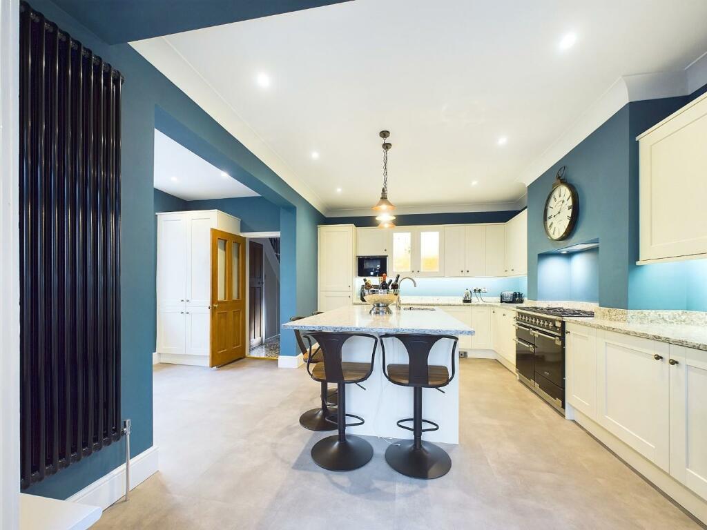 Additional image 12 of Langley Avenue, Bingley