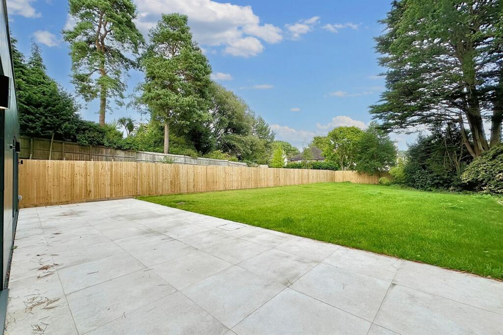 Additional image 18 of Lilliput