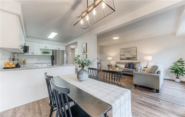 Additional image 8 of 468 Doon South Dr Unit 4