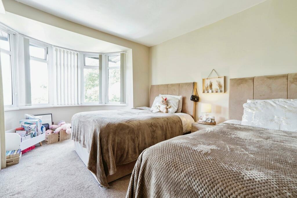 Additional image 10 of Moore Avenue, Bradford, BD7