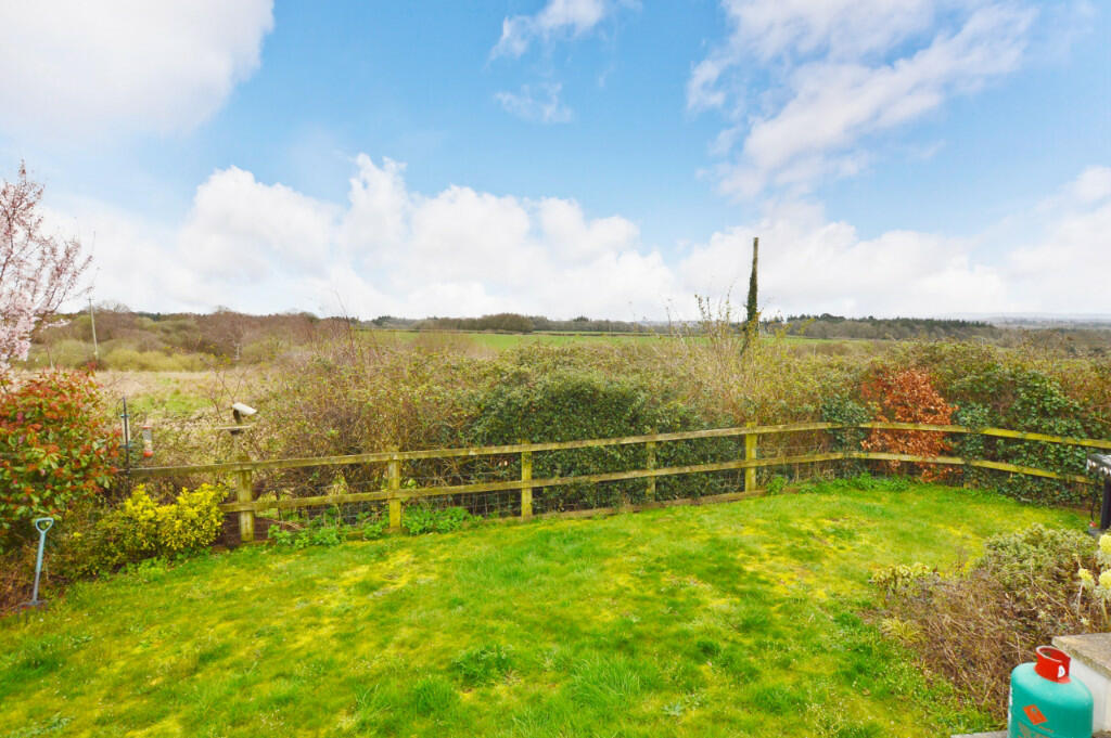 Additional image 37 of Glebe Road, BH16