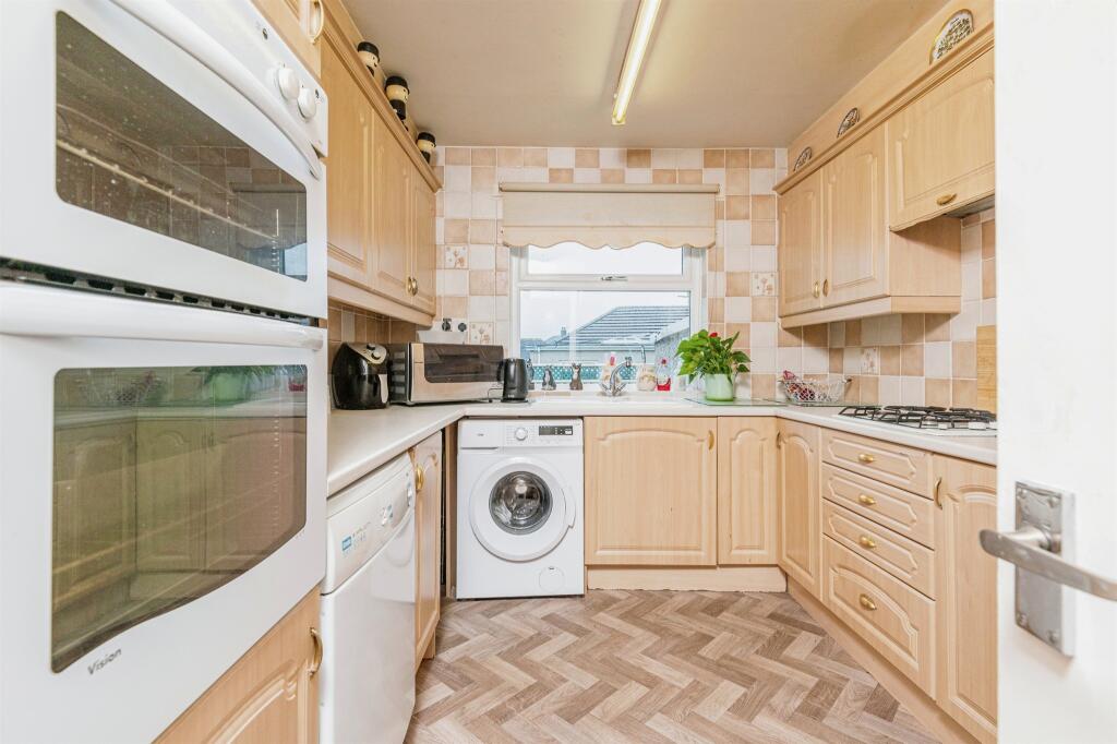 Additional image 4 of Mostyn Grove, Bradford