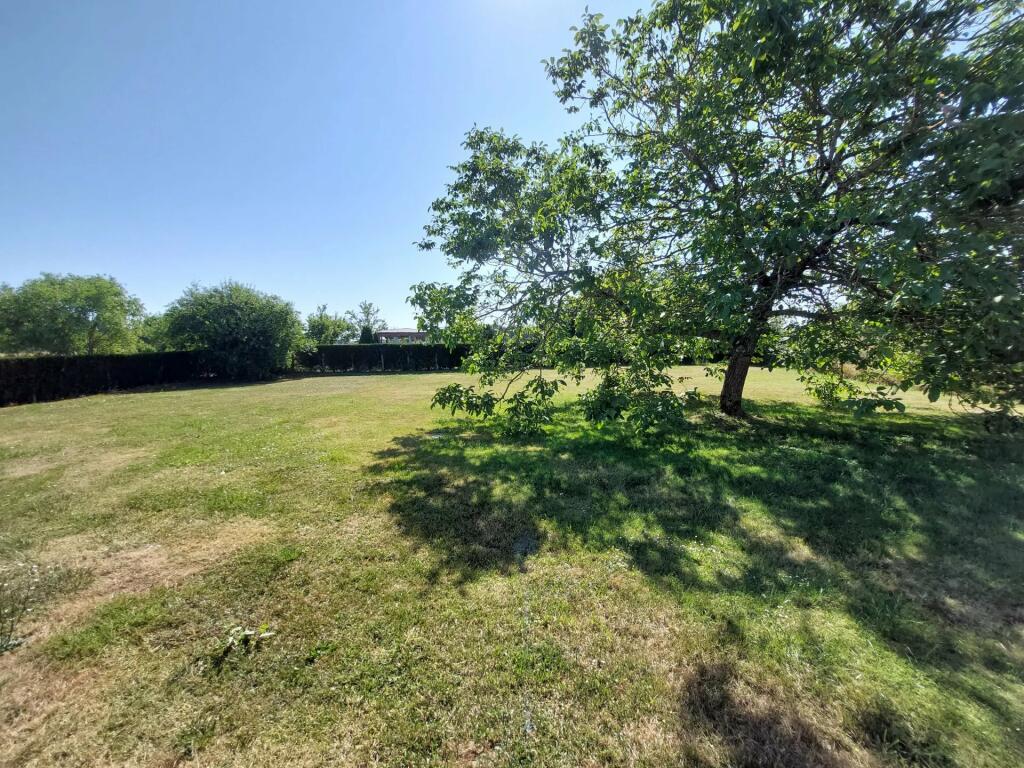 Additional image 2 of Poitou-Charentes, Charente, Ruffec, France