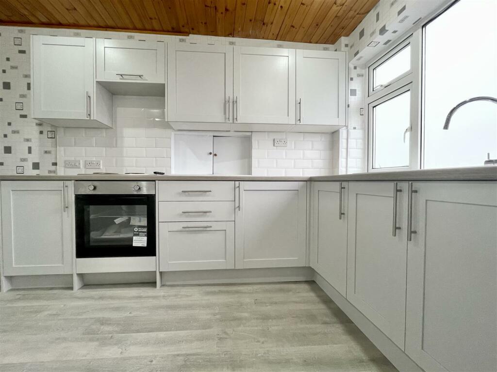 Additional image 22 of Sapgate Lane, Thornton, Bradford