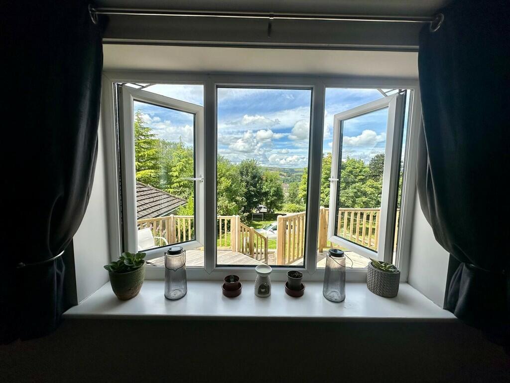 Additional image 18 of Hill Top Road, Hainworth