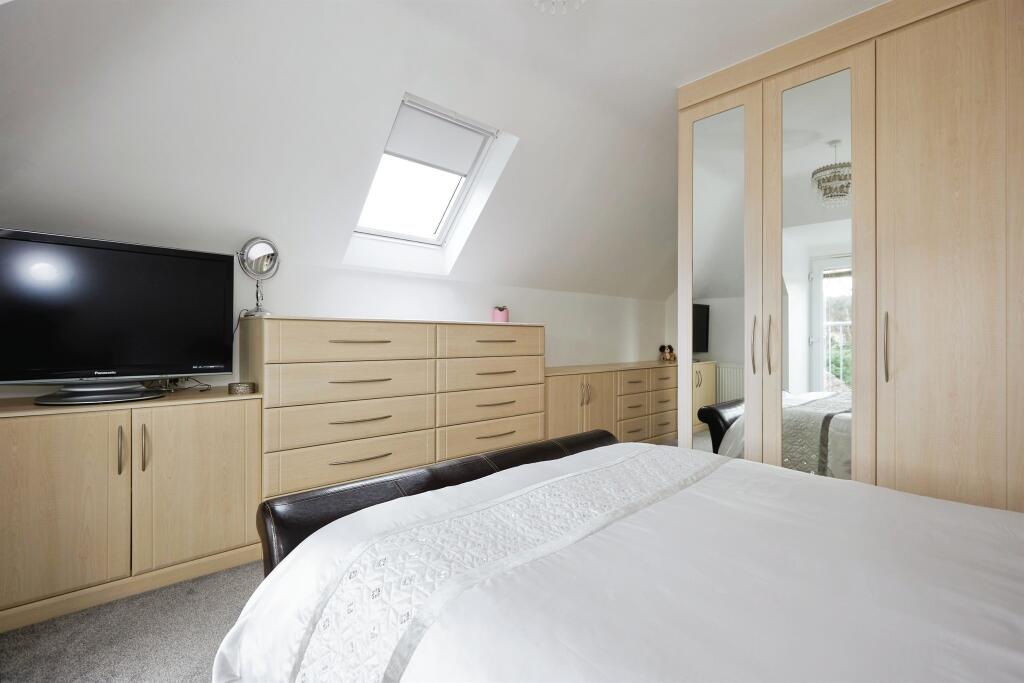 Additional image 15 of Redhill Drive, Bournemouth