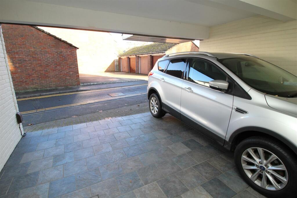 Additional image 4 of Poplar Close, Poole