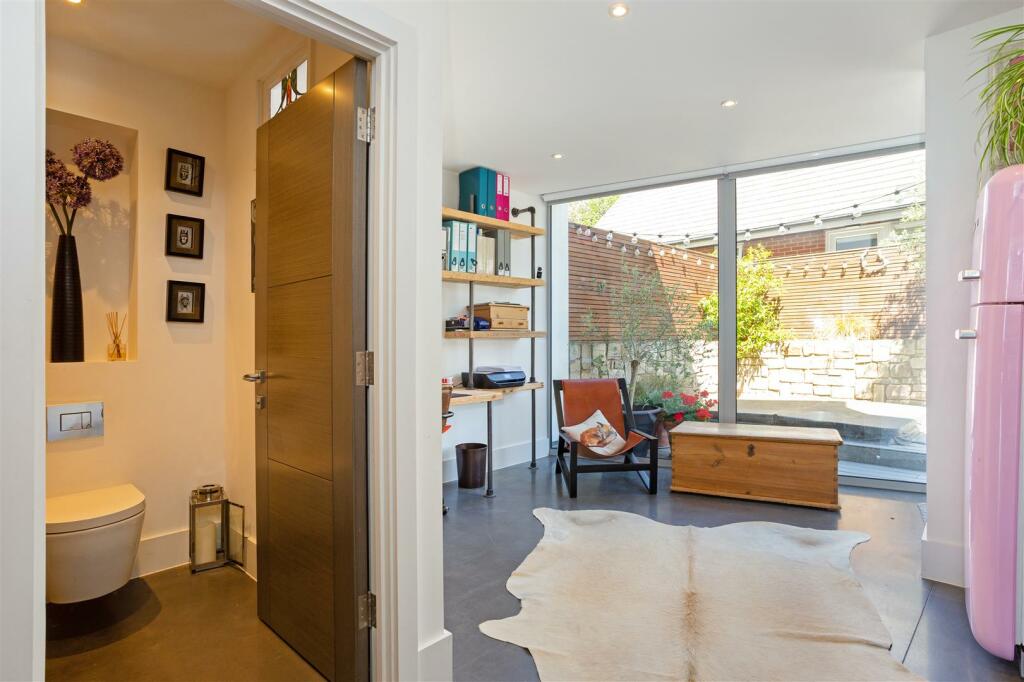 Additional image 16 of Shore Road, Sandbanks.