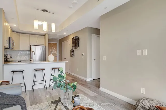 Additional image 17 of 60 Charles St Unit 2403