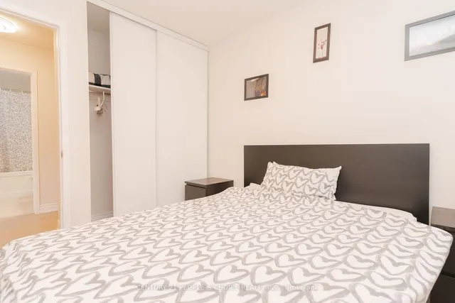 Additional image 26 of 362 Kingsbridge Garden Circ