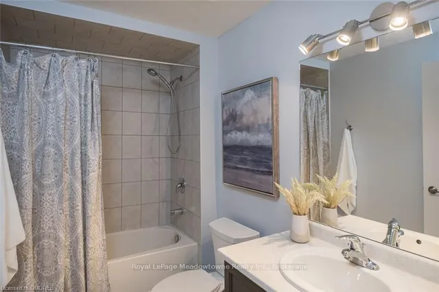 Additional image 32 of 1421 COSTIGAN Rd Unit 501