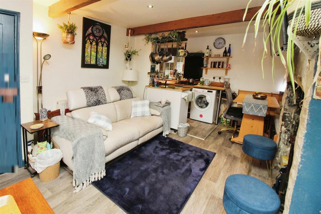 Additional image 4 of Liversedge Row, Bradford, BD7 3LD