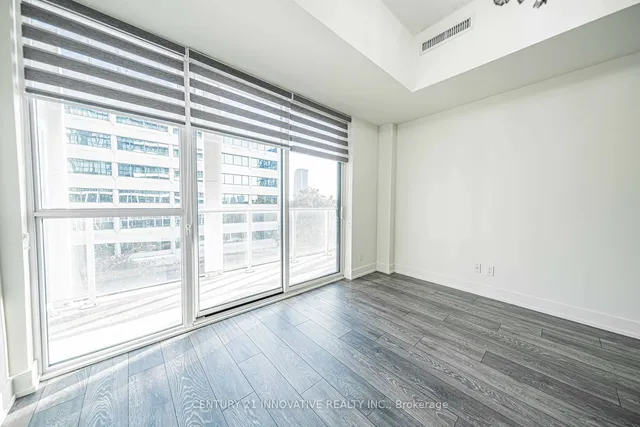 Additional image 10 of 180 Fairview Mall Dr Unit 517