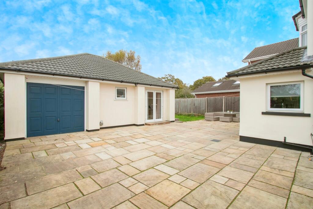 Additional image 17 of Winston Avenue, Poole