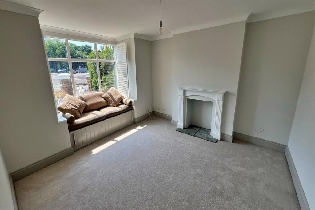 Additional image 16 of Ashley Cross