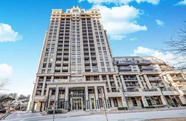 18 Kenaston Gdns Unit 305