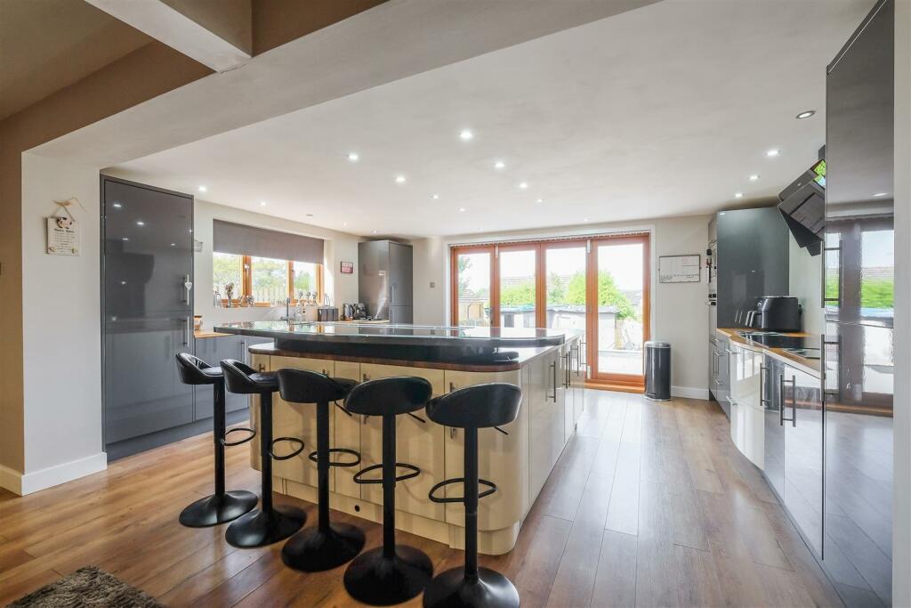 Additional image 19 of Huddersfield Road, Wyke, Bradford