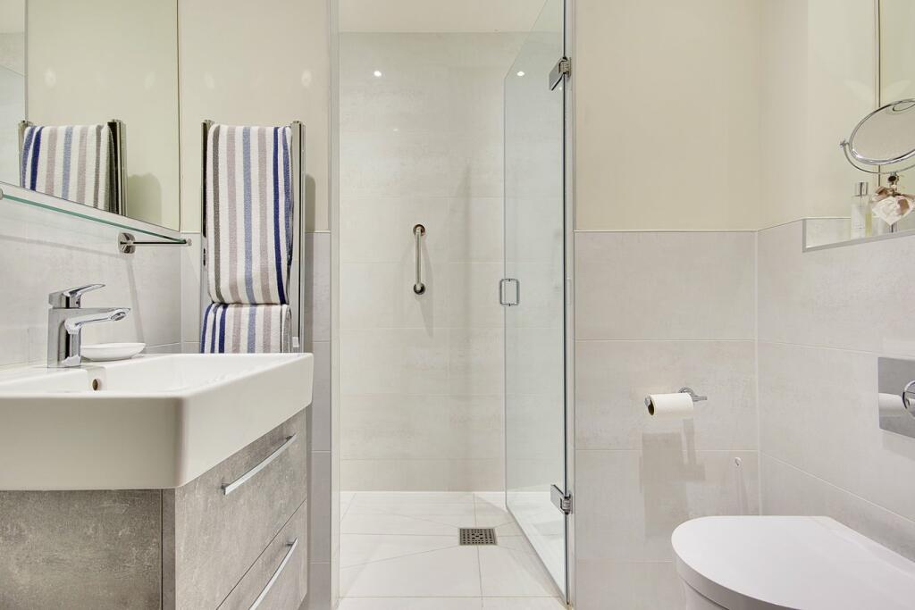 Additional image 18 of 154 Canford Cliffs Road, Canford Cliffs, Poole, BH13