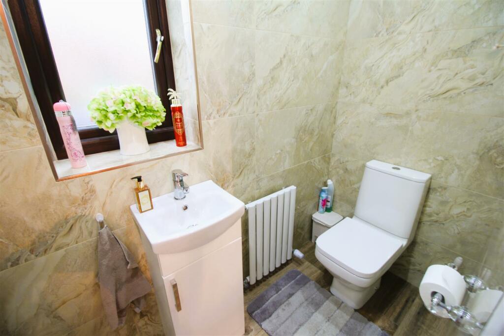 Additional image 10 of Cambrian Bar, Low Moor, Bradford