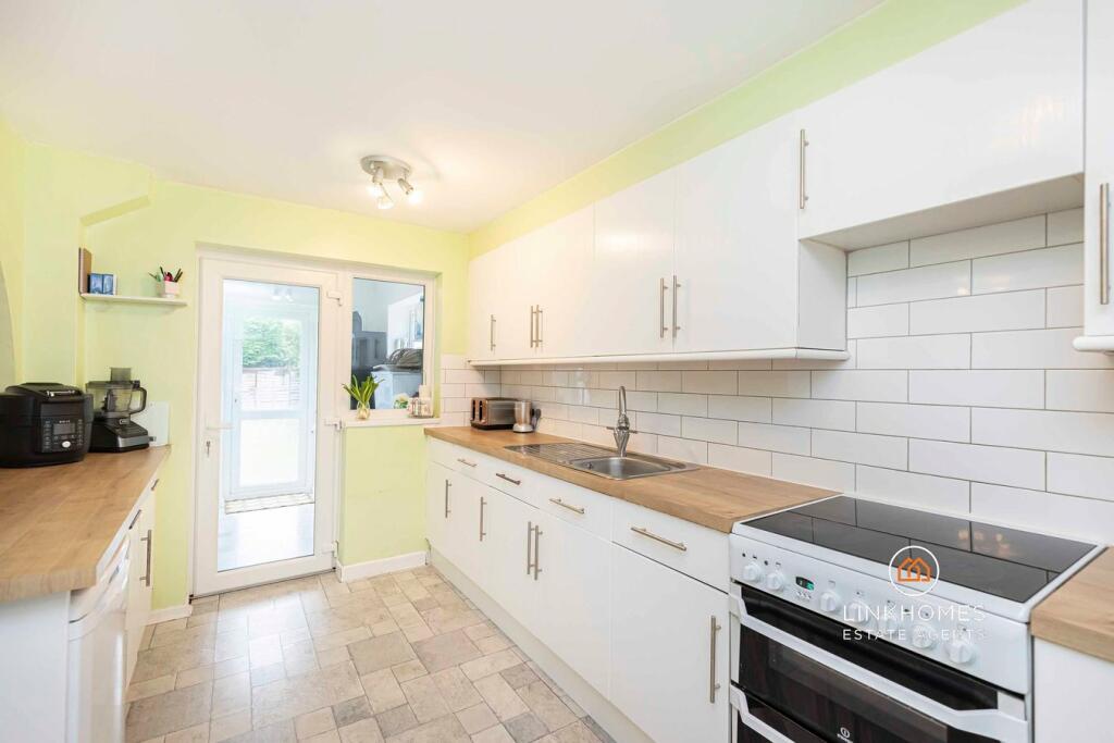 Additional image 17 of Merrow Avenue, Poole, BH12