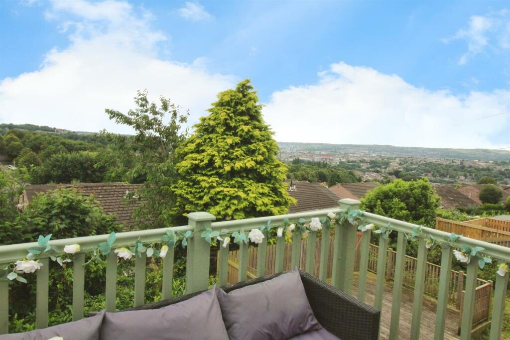 Additional image 4 of Lichfield Mount, Bradford, BD2 1NX