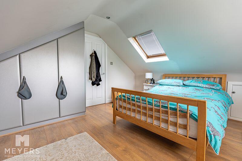 Additional image 15 of Pine Vale Crescent, Redhill, BH10