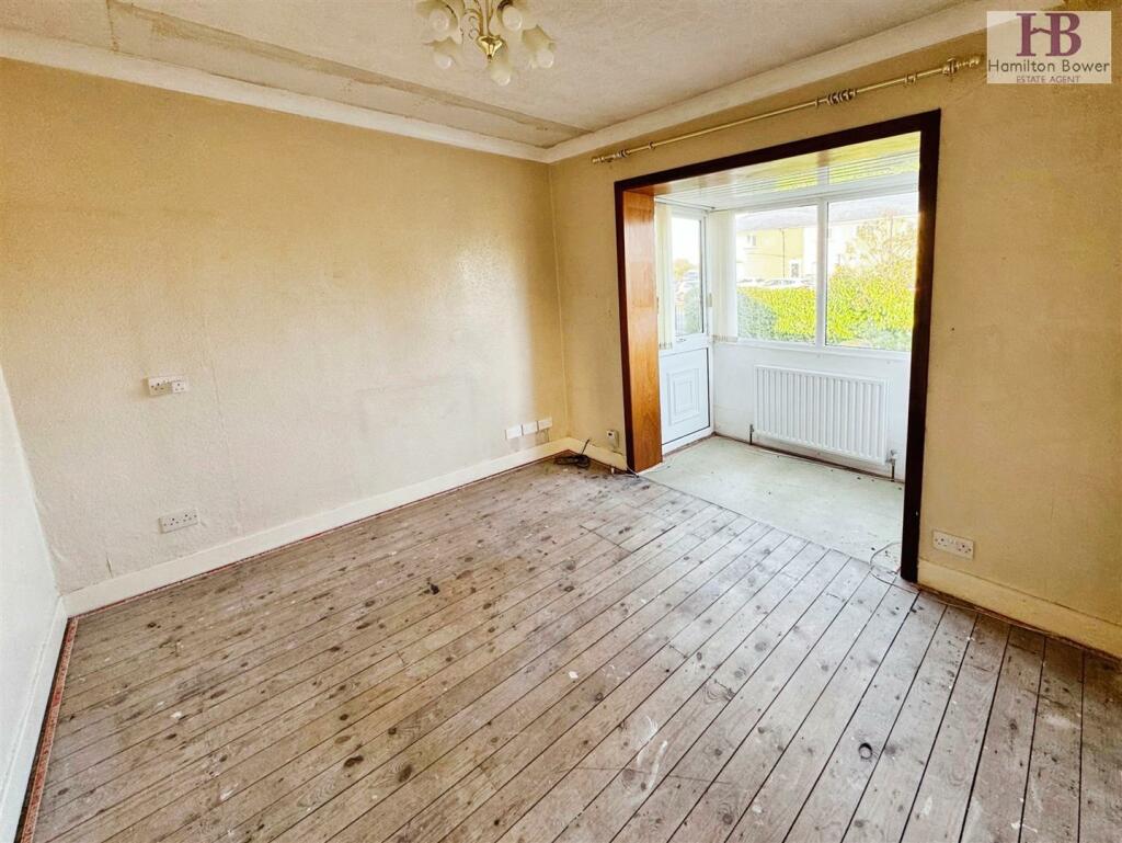 Additional image 2 of Mandale Road, Bradford, BD6