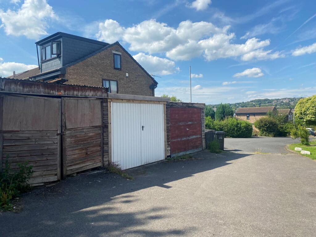 Additional image 17 of Camellia Mount, Lidget Green, Bradford, BD7