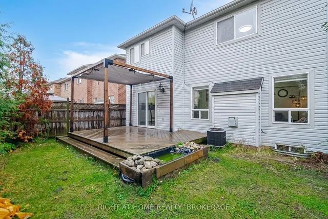 Additional image 38 of 1190 Fox Cres