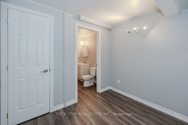 Additional image 23 of 55 West Acres Cres