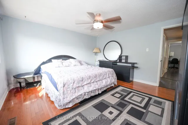 Additional image 19 of 26 Gilmore Dr