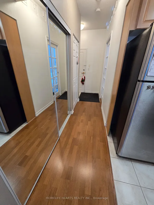 Additional image 9 of 4200 Bathurst St Unit 401