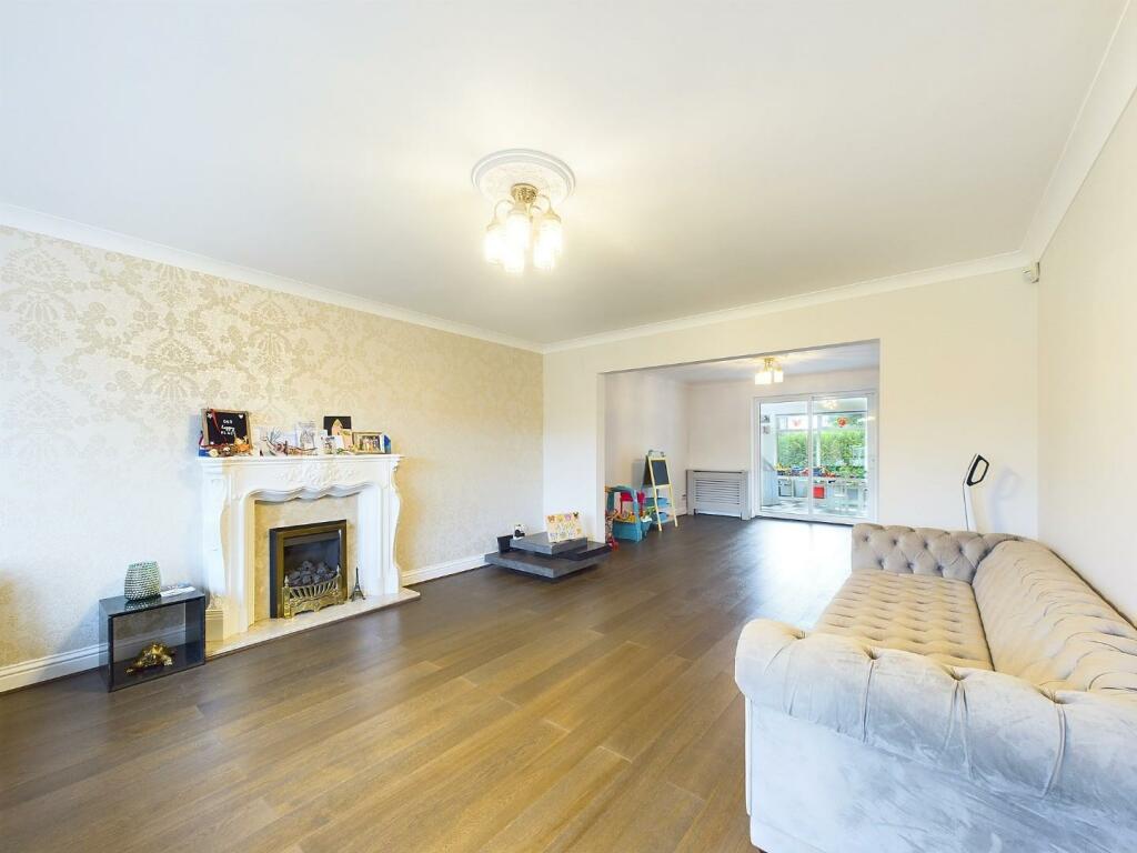 Additional image 12 of Kellymoor Walk, Idle