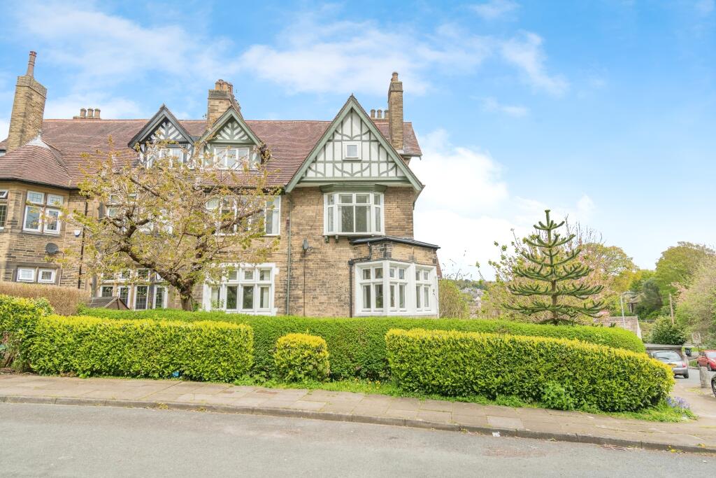 Additional image 45 of Park Grove, Bradford, BD9